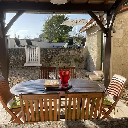 Le Presbytere