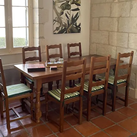 Le Presbytere Holiday home Bonnes (Charente)