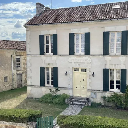 Le Presbytere