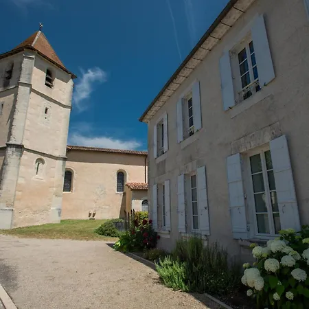 Tatil Evi Le Presbytere Bonnes (Charente)