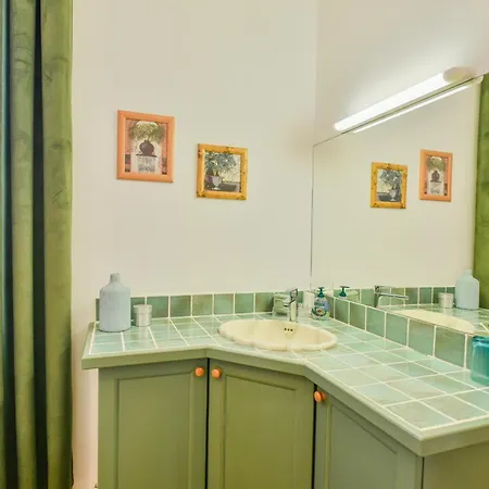 Le Presbytere Vakantiehuis Bonnes (Charente)